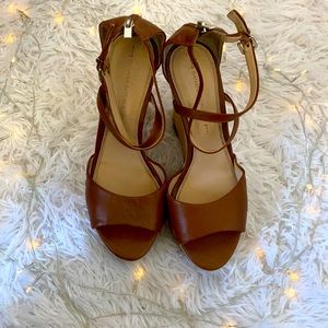 Banana Republic Platforms